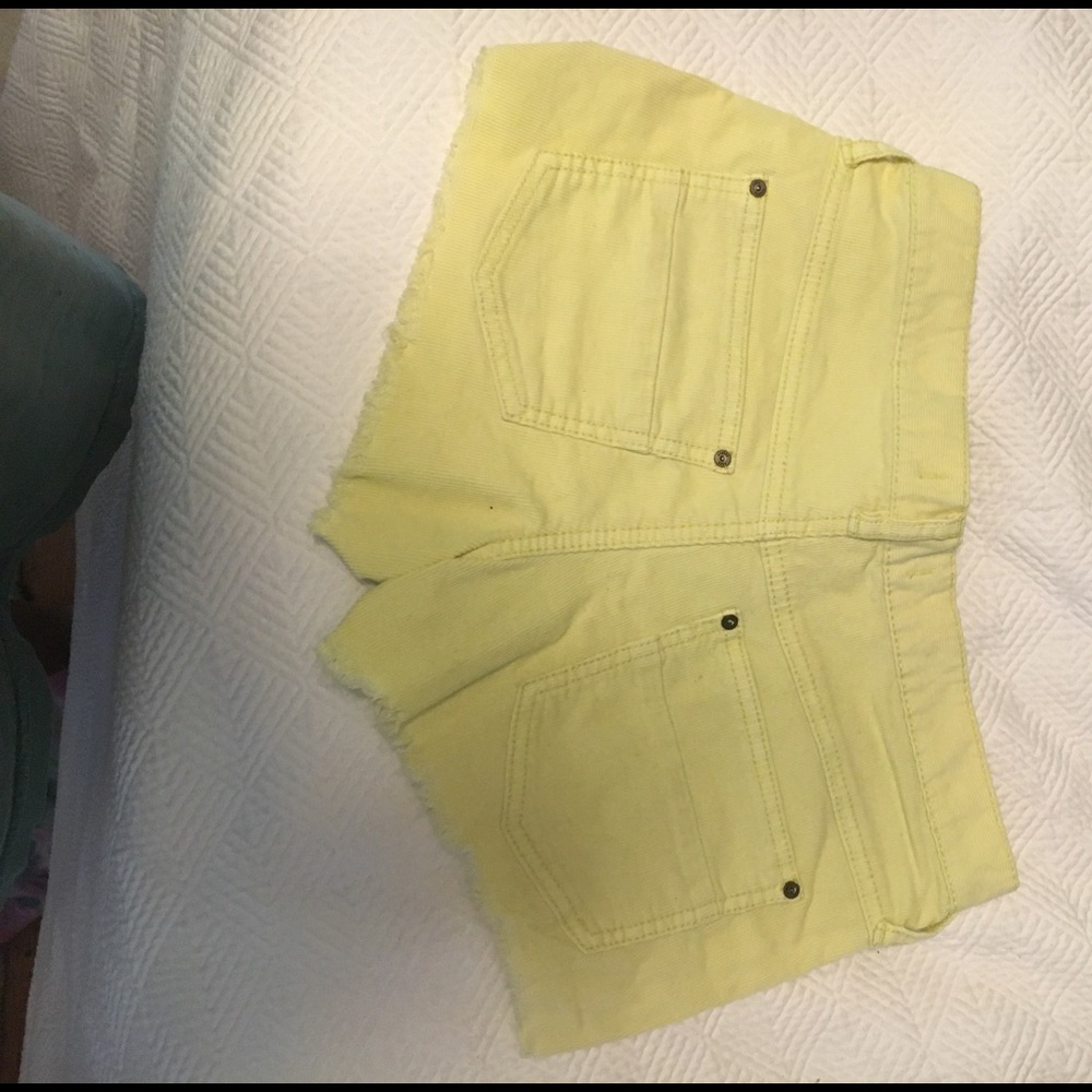 Shorts - Picture 2 of 2
